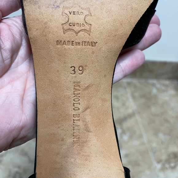 Manolo Blahnik black satin Sedaraby D’Orsay heels size 39 - Picture 7 of 13